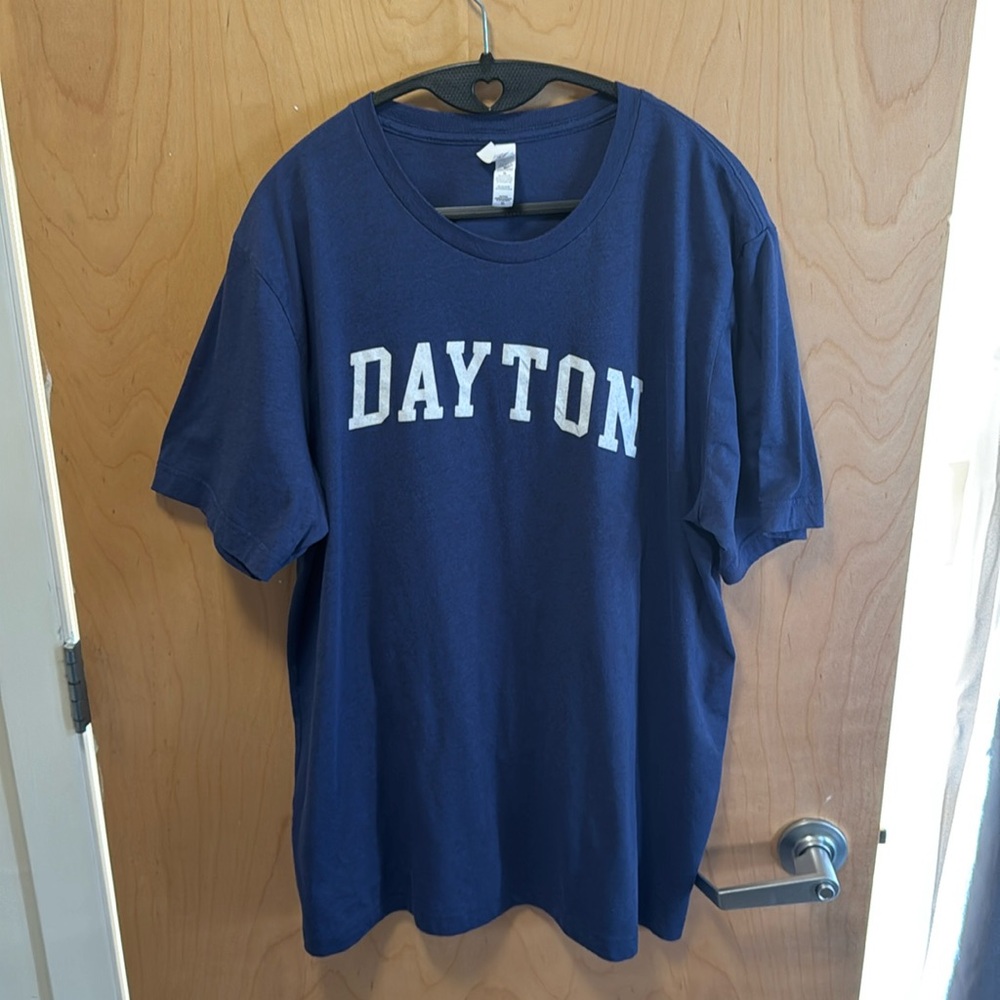 Dayton ohio t shirt size xl men’s